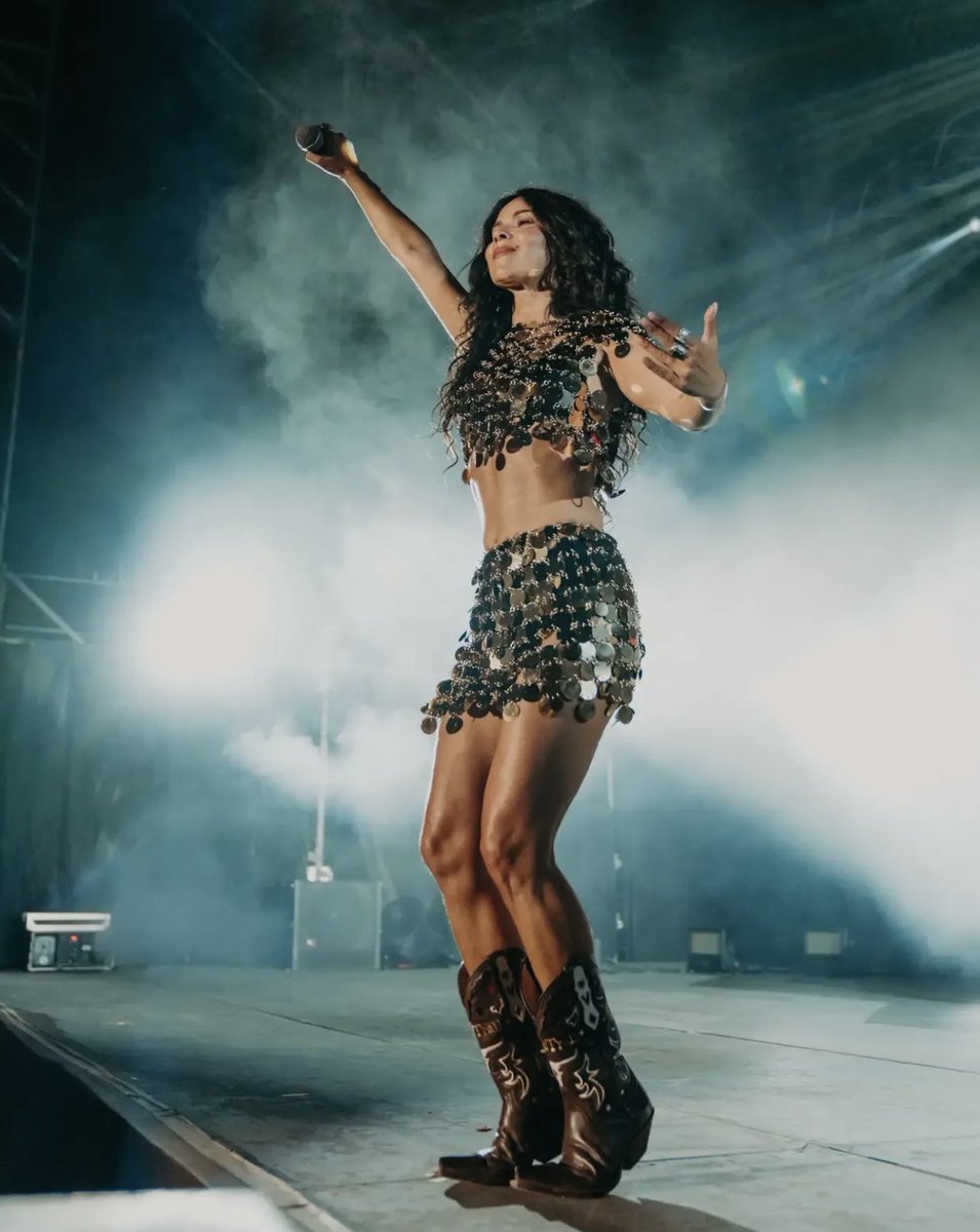inna_ro's tweet photo. This is magic❤️ https://t.co/0KmwZb0UdC
