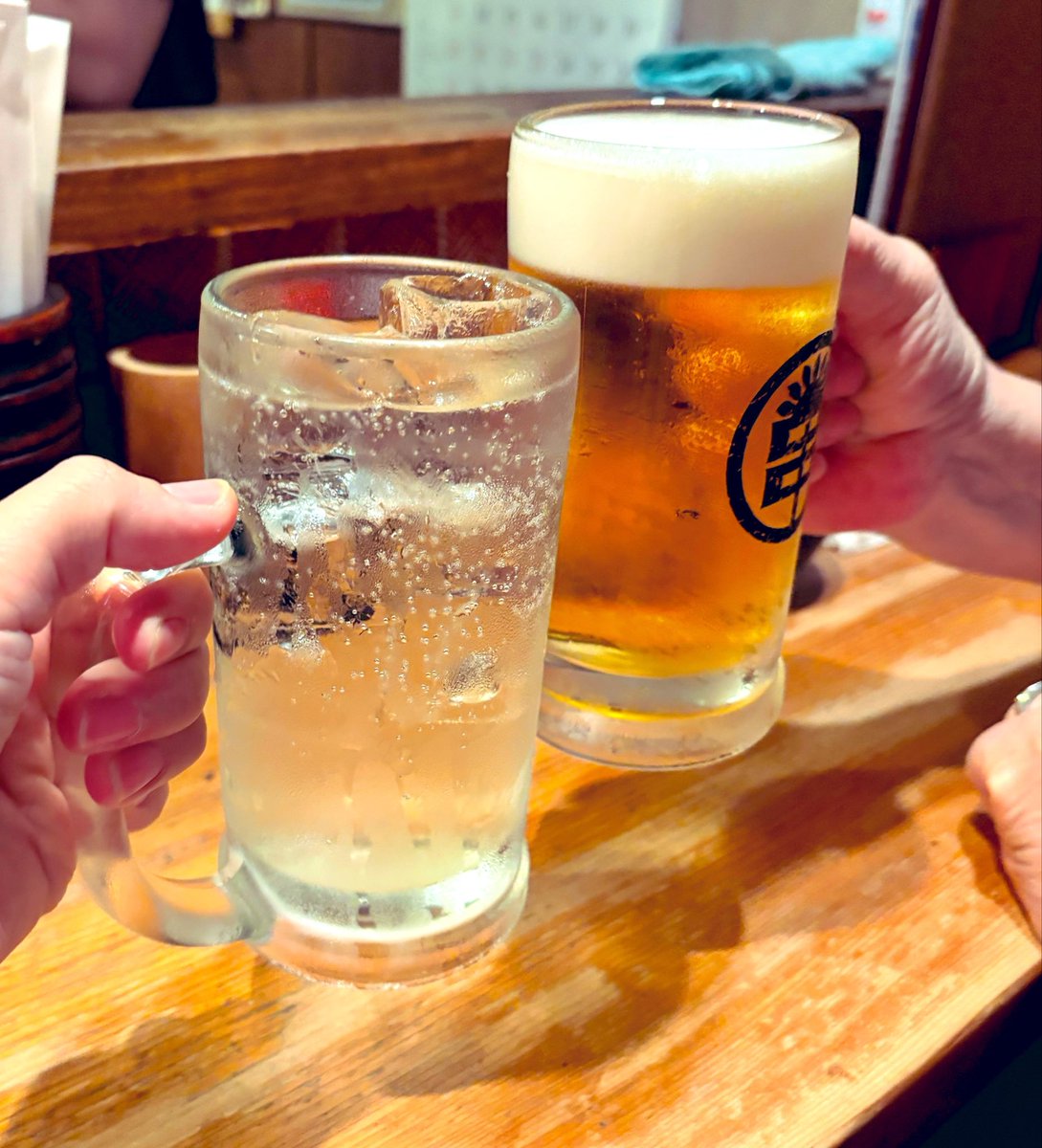 nukko_pi's tweet photo. 昨日の夜から朝5時まで飲んで今日も飲んじゃいます。 https://t.co/ZnJCkqUeAG
