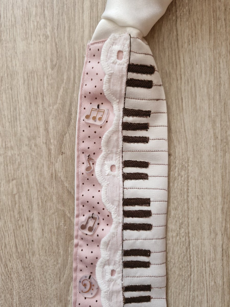 shopcimcime's tweet photo. 🎹🩷🎶🤎 https://t.co/UnlNJMrqWm