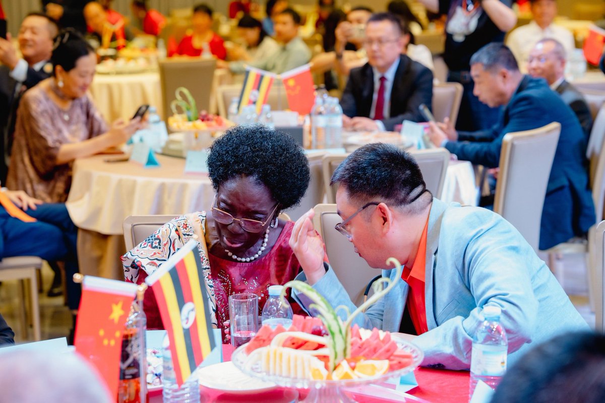 Ariranguganda's tweet photo. Successfully convened the 3rd General Assembly and Leadership Transition Ceremony of the Uganda Council for the Promotion of Peaceful Reunification of China at Arirang Hotel.
.
.
#uganda #china🇨🇳 #kampala #ariranghotelandrestaurant https://t.co/SH8I4uZ7B1