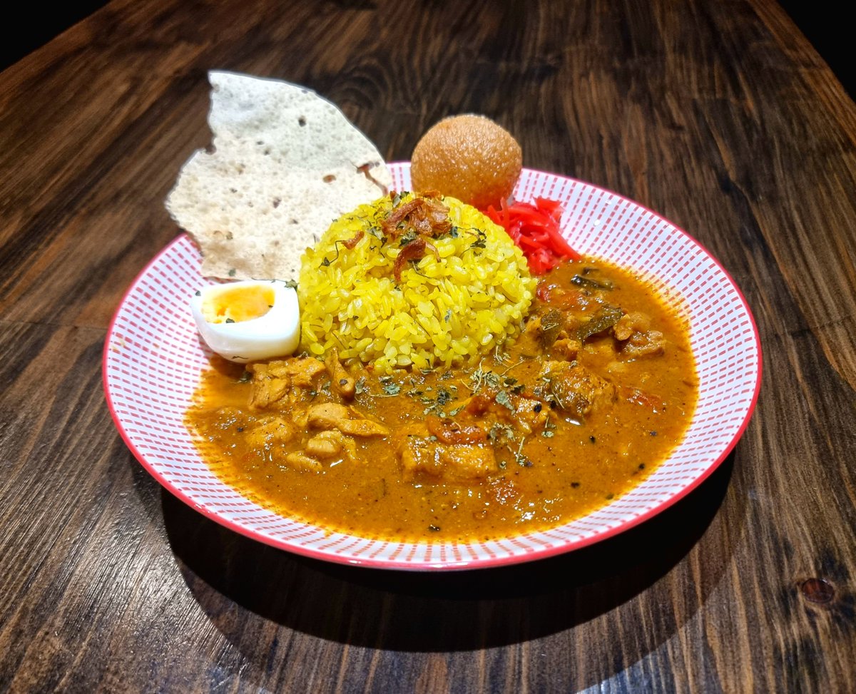 ZolaSnackBar's tweet photo. 【今日もチキンティッカマサラあります🍛✨】
昨晩はカウンターはのんびりめでしたがテーブル席に団体さまがいらっしゃって大盛況に🥹✨🙏ありがとうございました✨

本日もチキンティッカマサラあります🍛✨残りわずか！明日はカレー無いかもです🥹

今日も私います！明日は旦那デー🙏🙏✨ https://t.co/hxdl7rpGTm