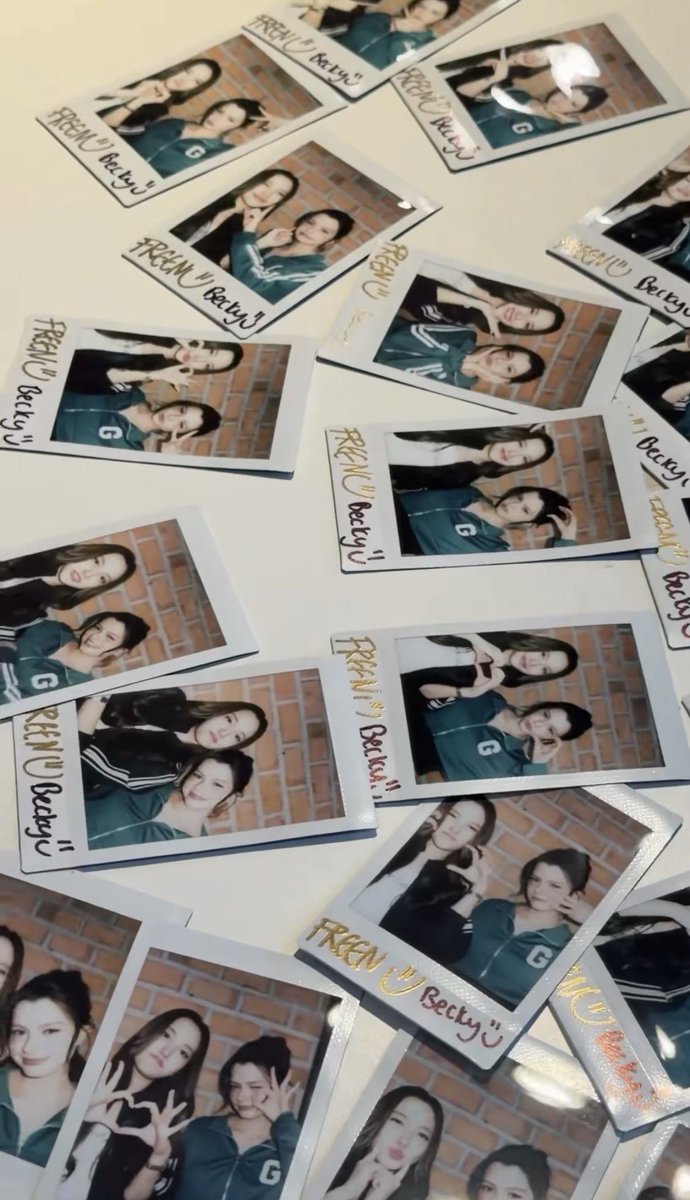 FBPFK___'s tweet photo. #ฟรีนเบค #FreenBecky #srchafreen‌ #beckysangels‌ https://t.co/V6OVg3JpYl