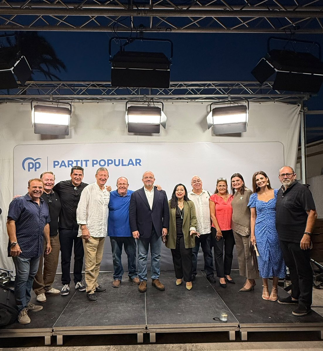 pp_tarragona's tweet photo. Damos inicio al nuevo curso político con un gran acto del @PPCatalunya presidido por @alejandroTGN.

Seguimos trabajando con ilusión y determinación para hacer realidad el cambio político que piden Cataluña y España. https://t.co/XabK0nef3a