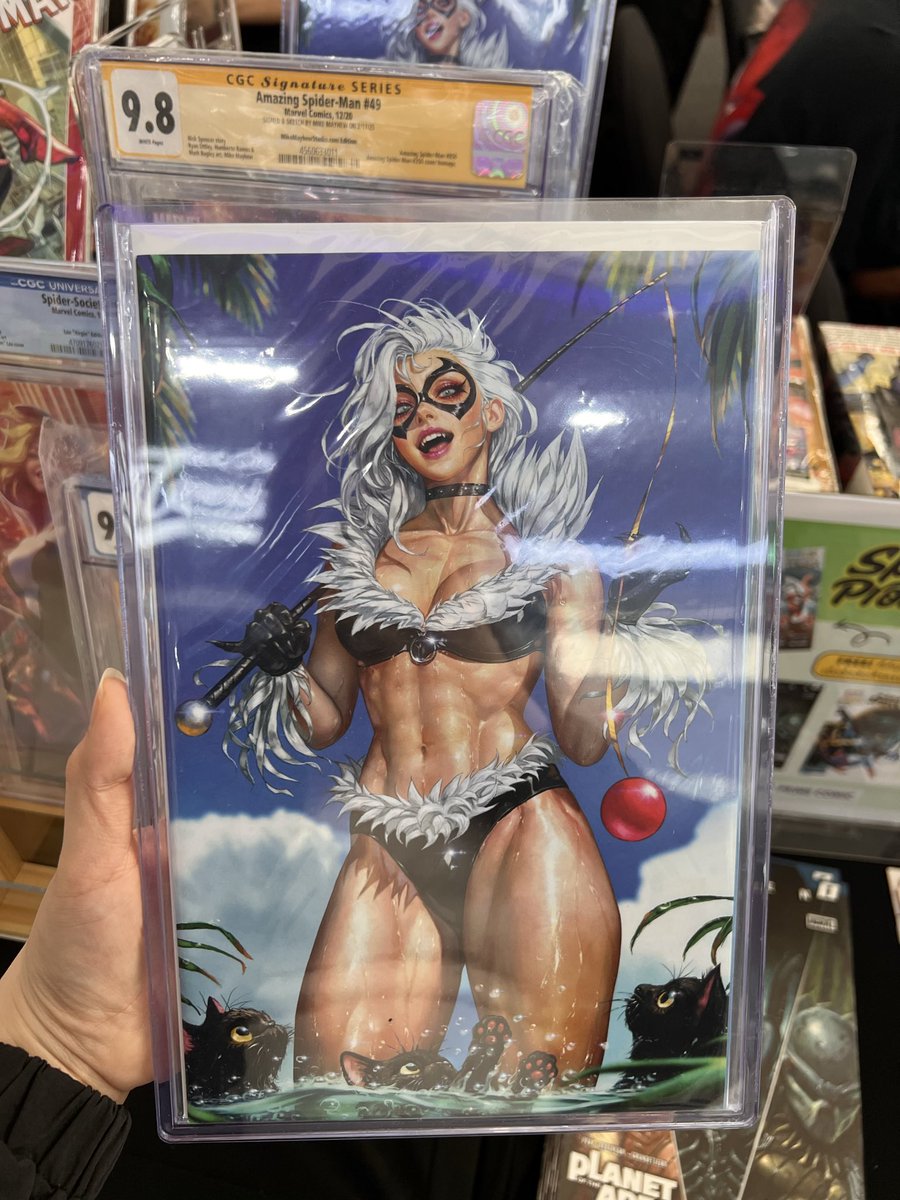 PrimeComicTH's tweet photo. Black Cat Swimsuit - SDCC คุณ Kyu Yong Eom ใครไม่ทันช่วงอีเวนต์งานนี้ก็มีน้า https://t.co/FUALDz7uFI