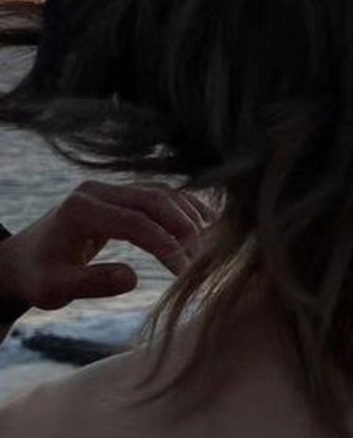 JKJMKEEPGOING's tweet photo. WAIT A DAMN MINUTE. 😭

If Jimin is shirtless, why is the arm next to him wearing a whole LONG-SLEEVE SHIRT??? And why does that hand look different from Jimin's??? And why does it look like the hand is brushing Jimin's hair?? 

People: “That's Jimin's hand.”

Me: 🧍‍♀️

BABE. I know Jimin's hands like I know my own. I could identify those fingers in my sleep. 😭😂