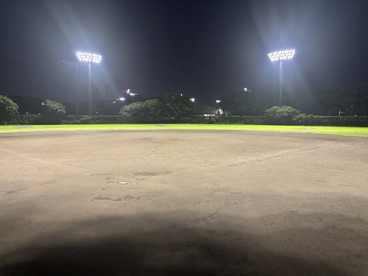 Yun_BrandPR's tweet photo. 球場で野球するなんて
いつぶりだろうか

高まる！ https://t.co/aQRxHwY27r