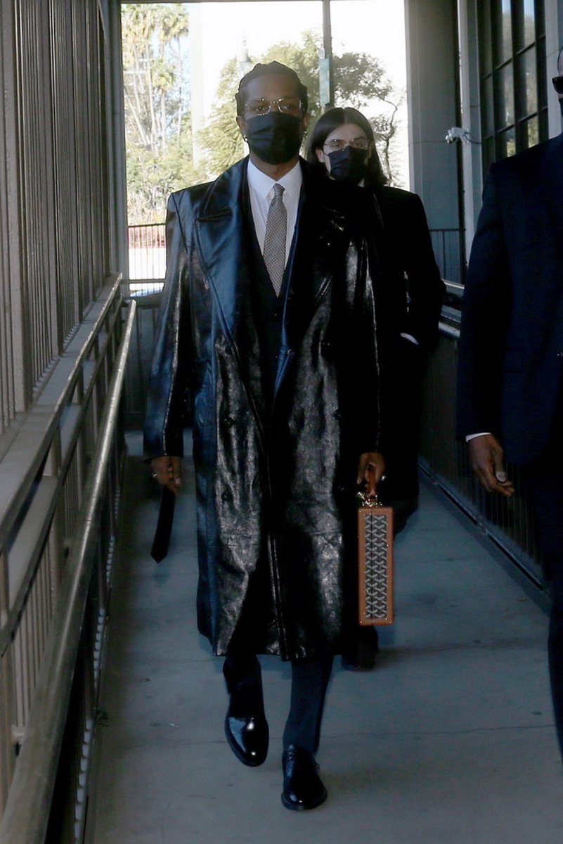 HardestFitPics's tweet photo. Back when A$AP Rocky was going to court &amp; was treating the courtroom like a runway https://t.co/SWDYKjEJqs