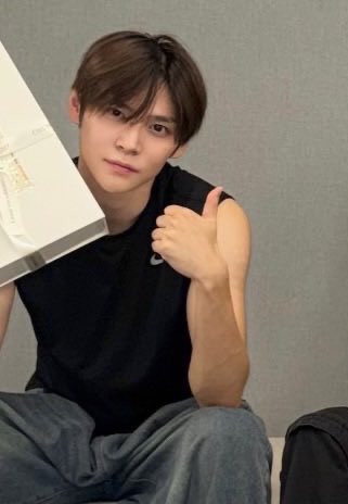 Doraeseok's tweet photo. หนูไม่เคยอายใครที่เป็นหินเวน https://t.co/C9hTHXYnHm