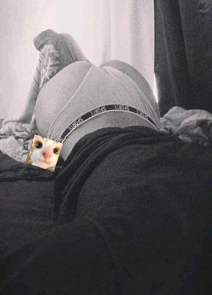 CuteElizabethh's tweet photo. Alguien que me morbosee por dm?
Quiero que me digan lo putita que soy :3 https://t.co/7aDrj75nlQ