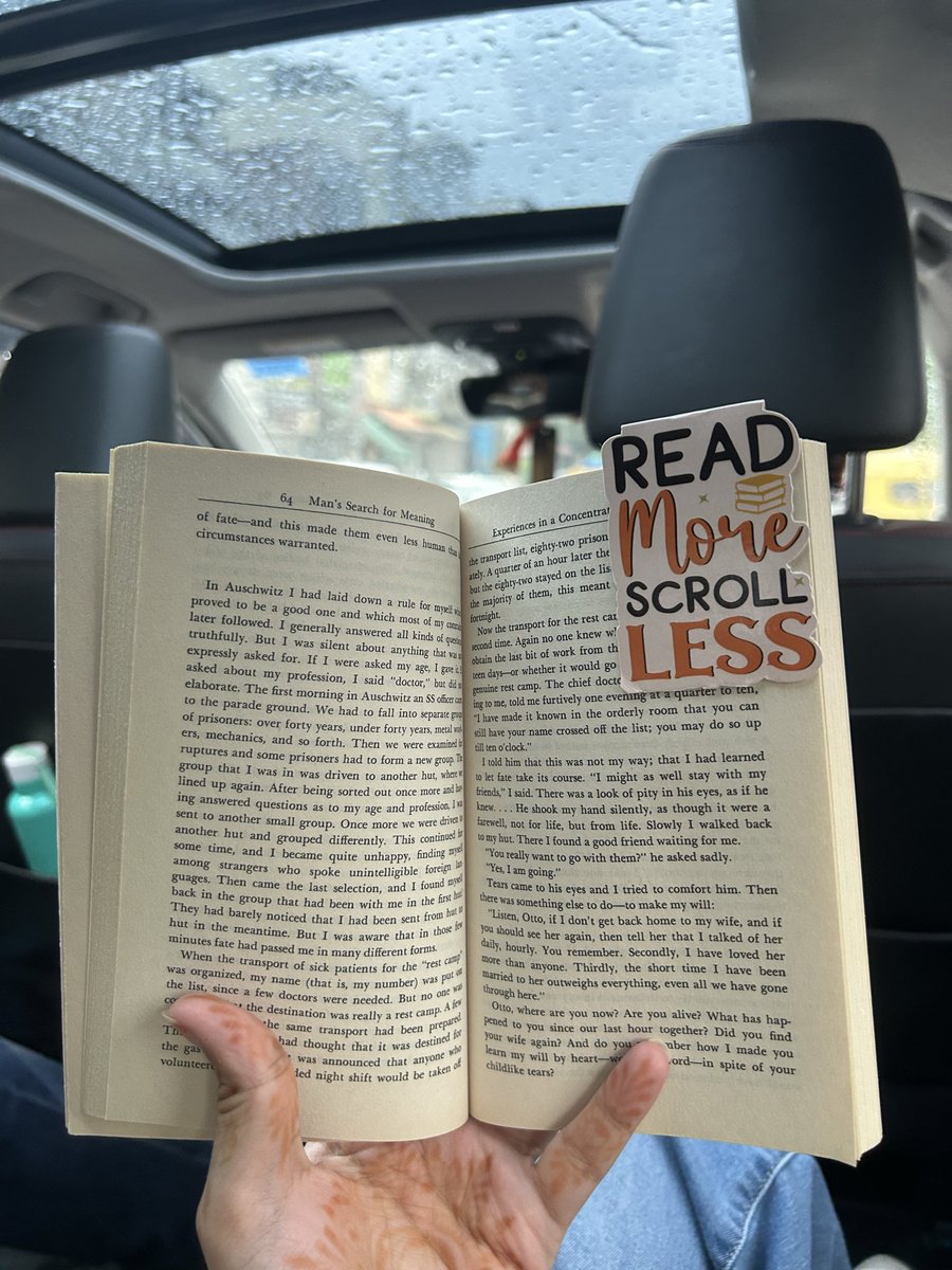 Cherriepanwar's tweet photo. current mood: Delhi rain, a good book, and main character energy 💛☔📖 https://t.co/B58eDTEWx9