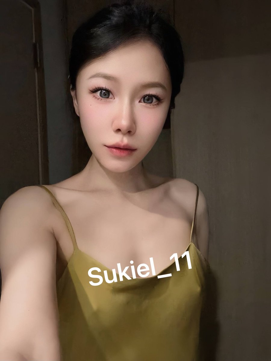 Sukiel_11's tweet photo. 出门觅食 #人妻 https://t.co/qlwizY7OZ9