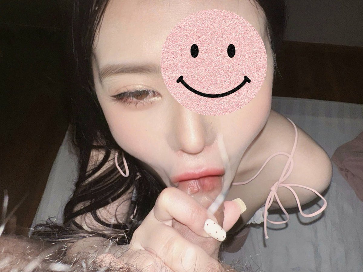 NormalDick16's tweet photo. Coi cái mặt thỏa mãn chưa https://t.co/Fqo7vNM4x8