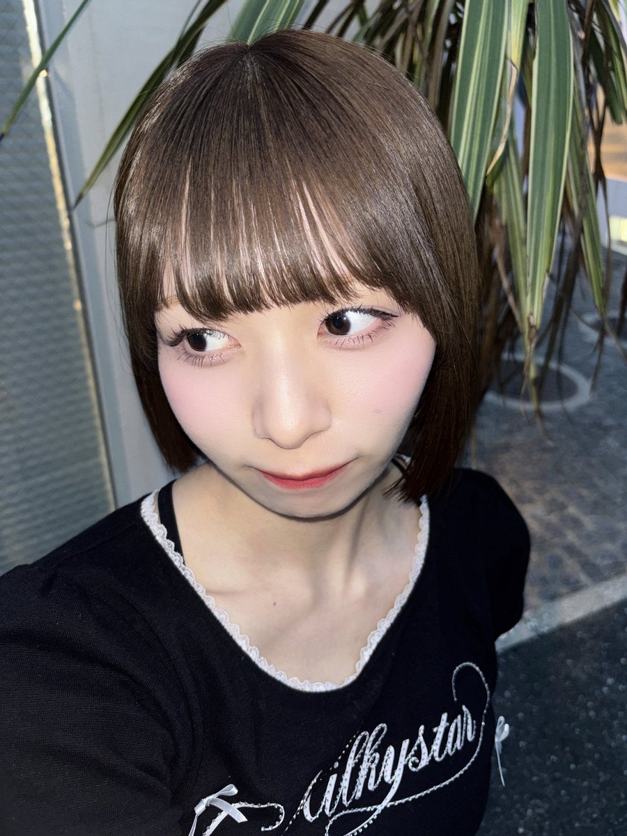 KMAY_GANG's tweet photo. ボブにした💞かわいい？ https://t.co/mqDd4A0zTg