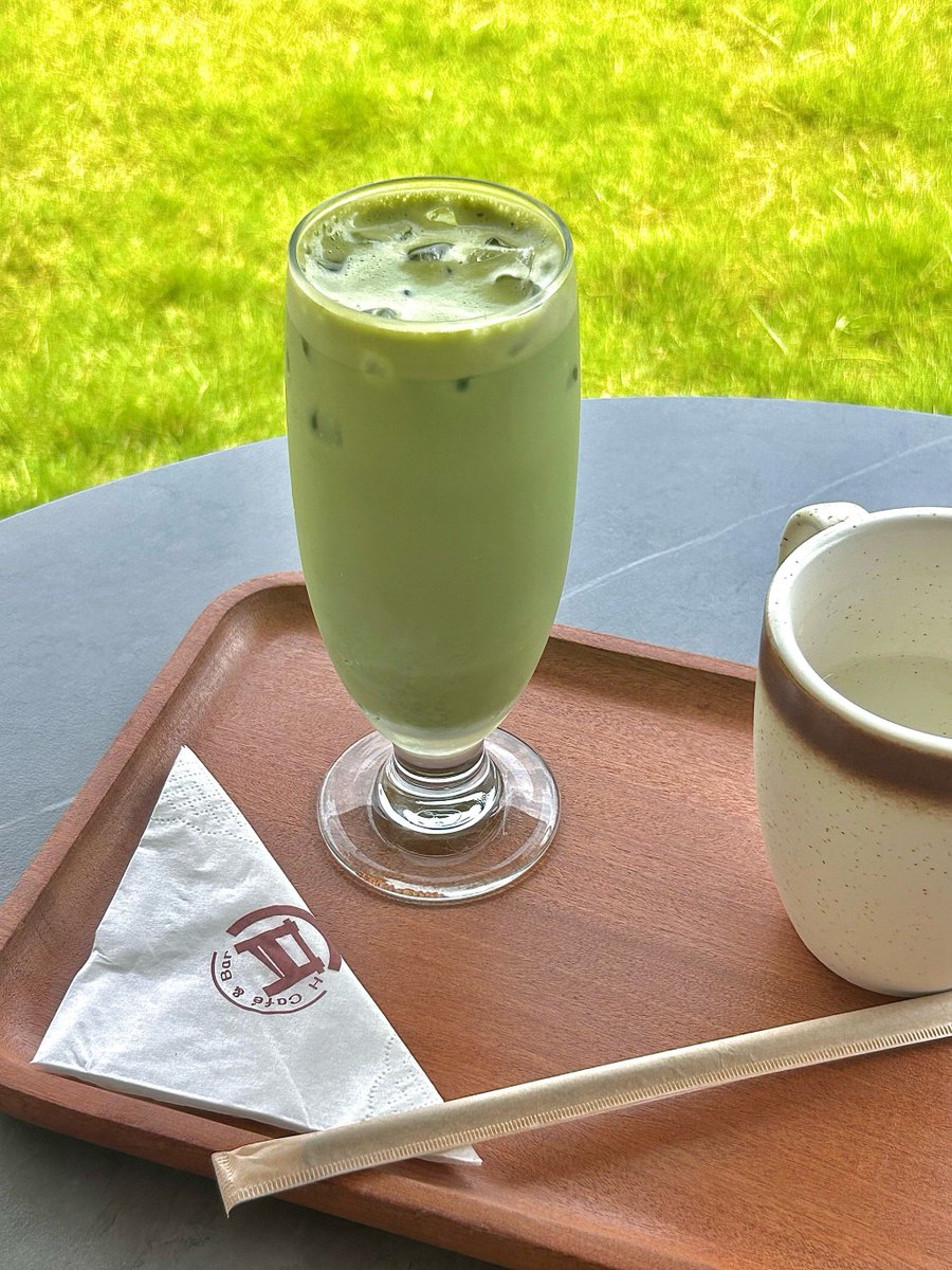 DefneDemirohbk's tweet photo. Just wrapped up a lazy afternoon with iced matcha and my favorite playlist—this is the kind of slow moment that hits different. https://t.co/gaBieNDmDo