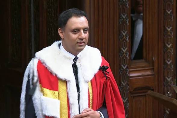 NotFarLeftAtAll's tweet photo. 🚨📰 Former Scottish Labour leader Anas Sarwar spent years advocating for the abolition of the House of Lords criticising unelected politicians and arguing it had no place in modern politics.  

Now he’s delighted to take his seat as Lord Sarwar. https://t.co/KYVoh1Jokt