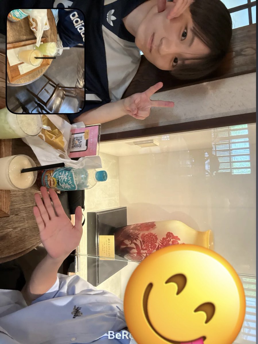 siokundesu's tweet photo. 机くそ汚いけど
誰か俺を貰ってくれ https://t.co/XkgoKaYrfp