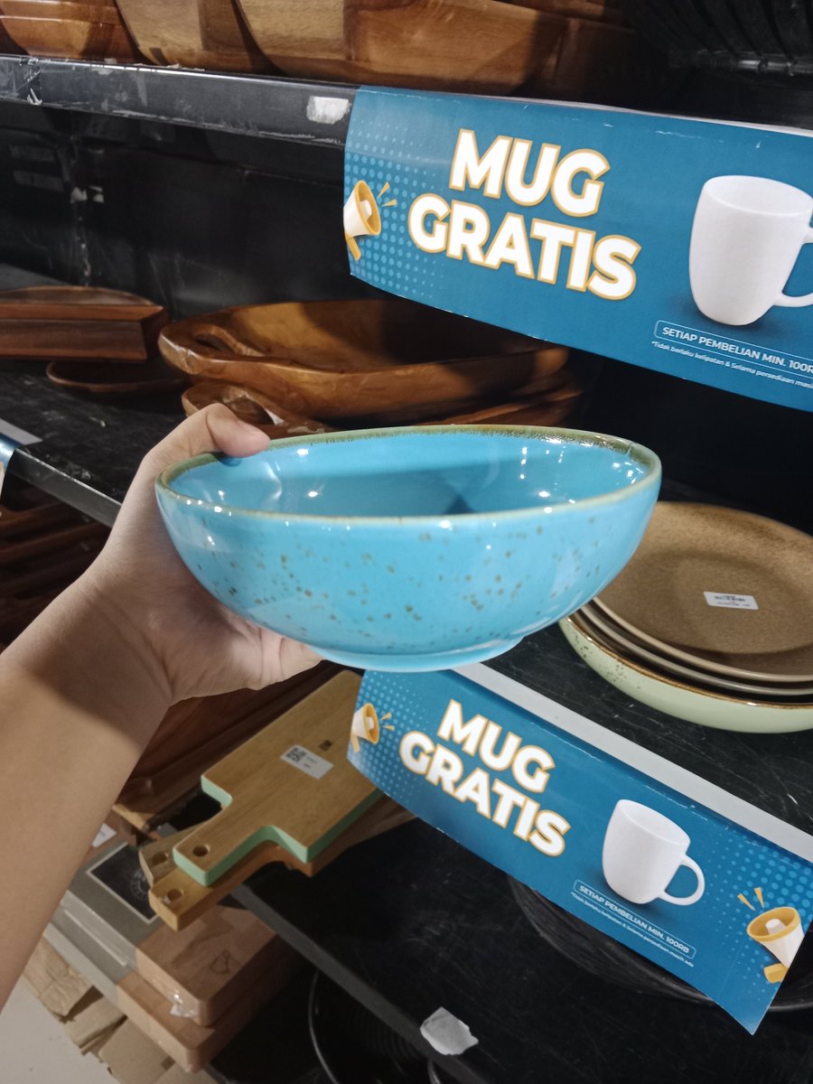 knowhoos's tweet photo. 20k ada merah, oren, ijo, biru, biru muda https://t.co/bkQ2TmuJ8M