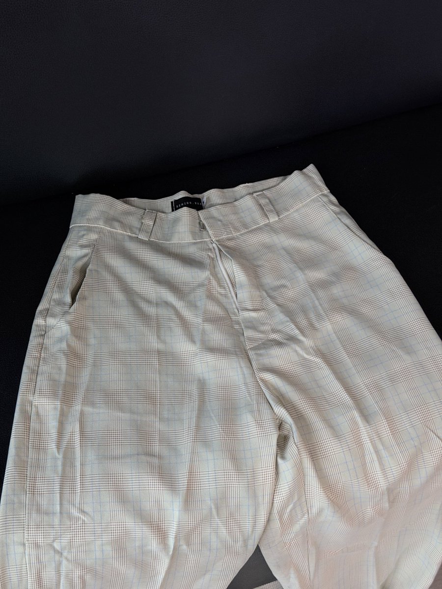 dct_pdent's tweet photo. Beming กางเกงทำงาน สีจริงเขียวอ่อนนะคะ
// 120 บาท //

#ส่งต่อเสื้อผ้า #ส่งต่อเสื้อผ้ามือสอง #เสื้อผ้ามือสอง #โล๊ะตู้เสื้อผ้า #ส่งต่อ  #เสื้อผ้ามือสองสภาพดี #เสื้อผ้ามือ2 https://t.co/WXDJjVuxsV