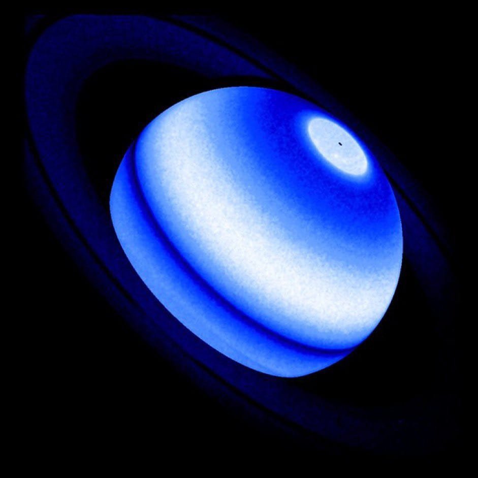 NightSkyToday's tweet photo. Ultraviolet Image of Saturn captured by Hubble 🪐 https://t.co/ZFdX3Pk6kY