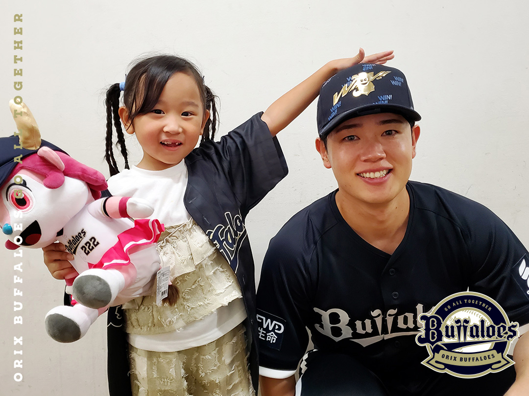Orix_Buffaloes's tweet photo. #今日のヒーロー
#劇的サヨナラ
#サヨナラタイムリー
#太田椋
#ナイスバッティング
#ヒーローインタビュー
#インタビュアー
#ゆうな��ゃん
#100点満点
#ありがとう
#まだまだ諦めない
#京セラドーム大阪
#Bs夏の陣2026
#Bs2026 https://t.co/ztSZIMiMNQ