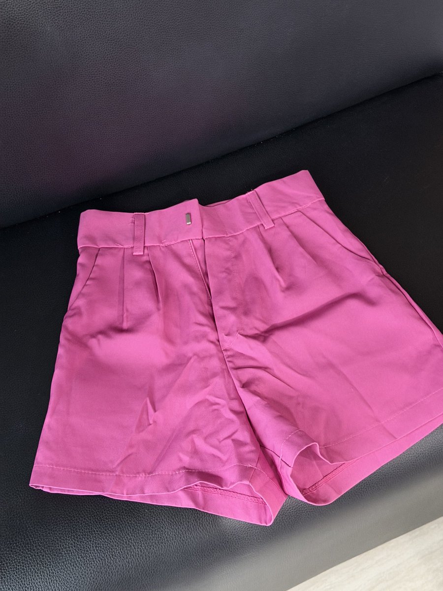 dct_pdent's tweet photo. ขาสั้น สีชมพู คิ้วๆเลย 💌,size s // 160 บาท //

#ส่งต่อเสื้อผ้า #ส่งต่อเสื้อผ้ามือสอง #เสื้อผ้ามือสอง #โล๊ะตู้เสื้อผ้า #ส่งต่อ  #เสื้อผ้ามือสองสภาพดี #เสื้อผ้ามือ2 https://t.co/5IeM2FEvve