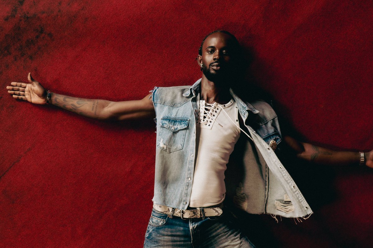 theAfrobeatsMag's tweet photo. Ghanaian breakout star Black Sherif is letting listeners see a more personal side of his artistry with ‘Sun Sherif’, a six-track EP that explores solitude, reflection, creativity and the everyday moments behind the artist the world knows. Read more: https://t.co/dZcD6unRsw https://t.co/AS5wVqLKmN