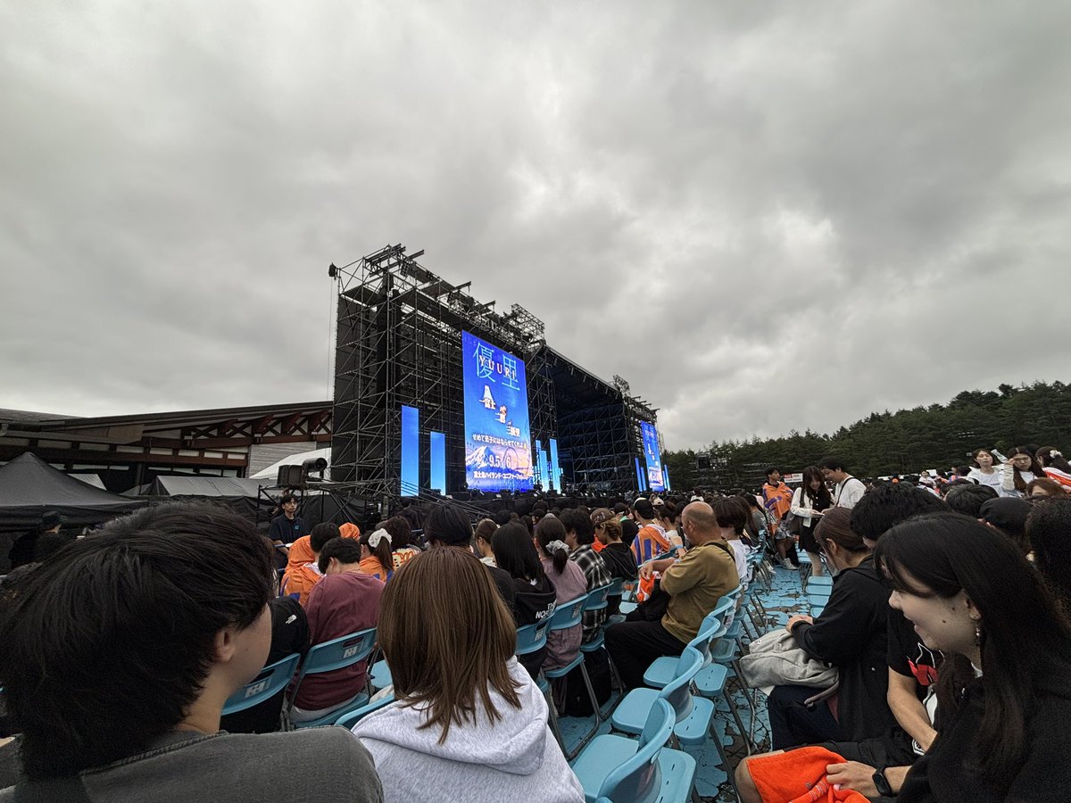 nhkplusjp's tweet photo. 「⼀富⼠⼆鷹三優⾥ – せめて茄⼦にはならせてくれよ -」　 」 🎶
開催日：・9/05(土)

🎥生配信
視聴はこちら 
🔗https://t.co/m18S46KGhg

#優里 
#ゆーりんち  
#富士急
#一富士二鷹三優里 https://t.co/ExZF8vPHmL
