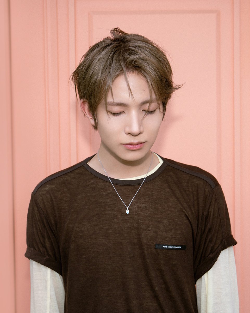 h_evva_n's tweet photo. Every side of me 🩵

#EVAN #에반 #DEATH_OF_ME https://t.co/SHD2kTmm0t