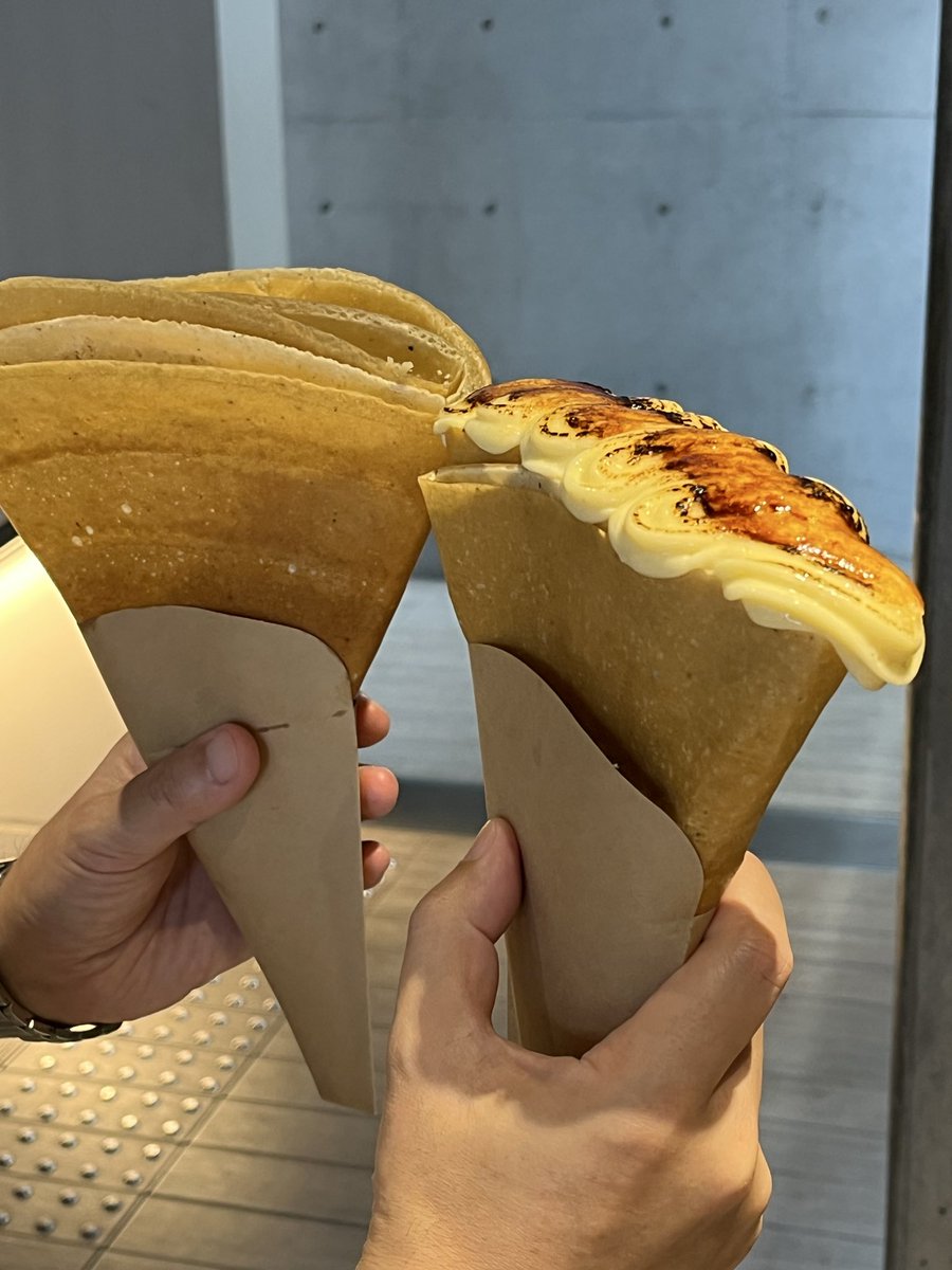 Bals_sub's tweet photo. クレープおいし https://t.co/MtoXSuhYBV