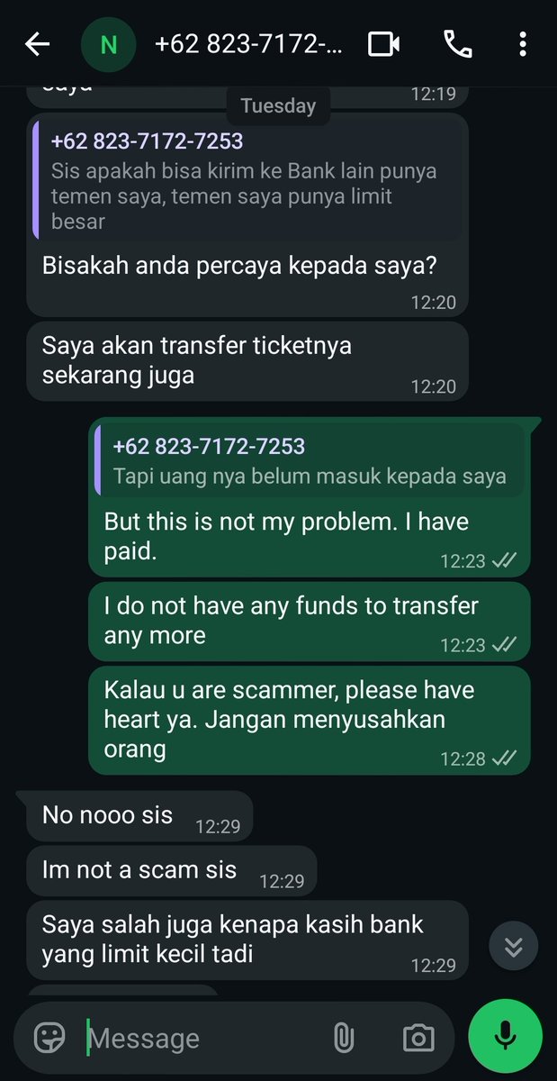 Yaaaaaaaaaaaz's tweet photo. This person @Kwzyuri  is a scammer. Their number is +62 823-7172-7253

Skz is not worth losing your money

#RUN_IT_SINGAPORE #StrayKidsinSingapore #SKZinSG https://t.co/OuAq1WPs4f