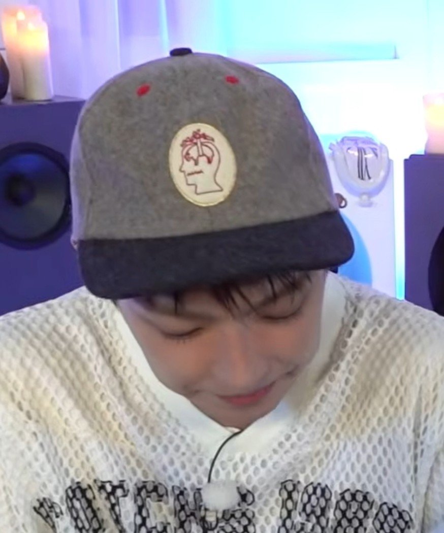 allong173381's tweet photo. 달라진게 없다 홍중이 뽀둥스 https://t.co/grPhOFlKx7