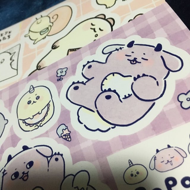 yuina_'s tweet photo. @torikaworks グズグズしていたらwebサイン本、売り切れていました😭ガックリ・・・
サイン本は諦めて普通の御本を購入しますね！
コンビニプリントは昨日手に入れてきました💪✨ありがとうございます https://t.co/4nkZMbera4