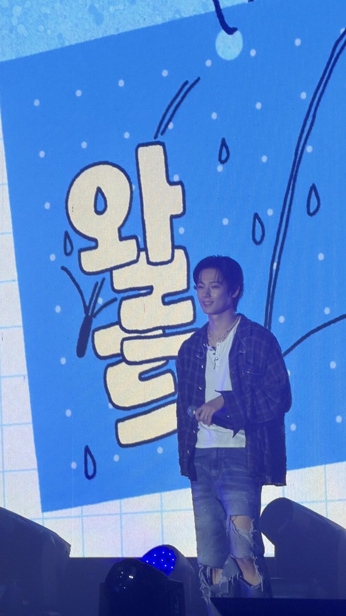 juyeong115's tweet photo. 아니 이거 폰트랑 주연이 같이있는게 너무웃김ㅋㅋㅋㅋㅋㅋㅋㅋㅋㅋㅋㅋㅋㅋㅋㅋㅋ https://t.co/A7QRAEitw4