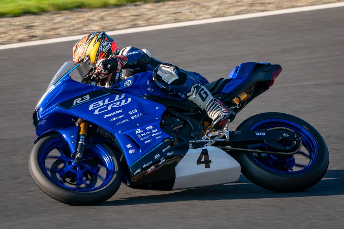 kumaphoto1's tweet photo. #YAMAHA
#BLUCRU
#R3AsiaPacificChanpionship
#R3
#TaishiKatada
#Kunimitsuhomma 
予選ワンツー（違ったらごめんなさい） https://t.co/39zgUaDx07