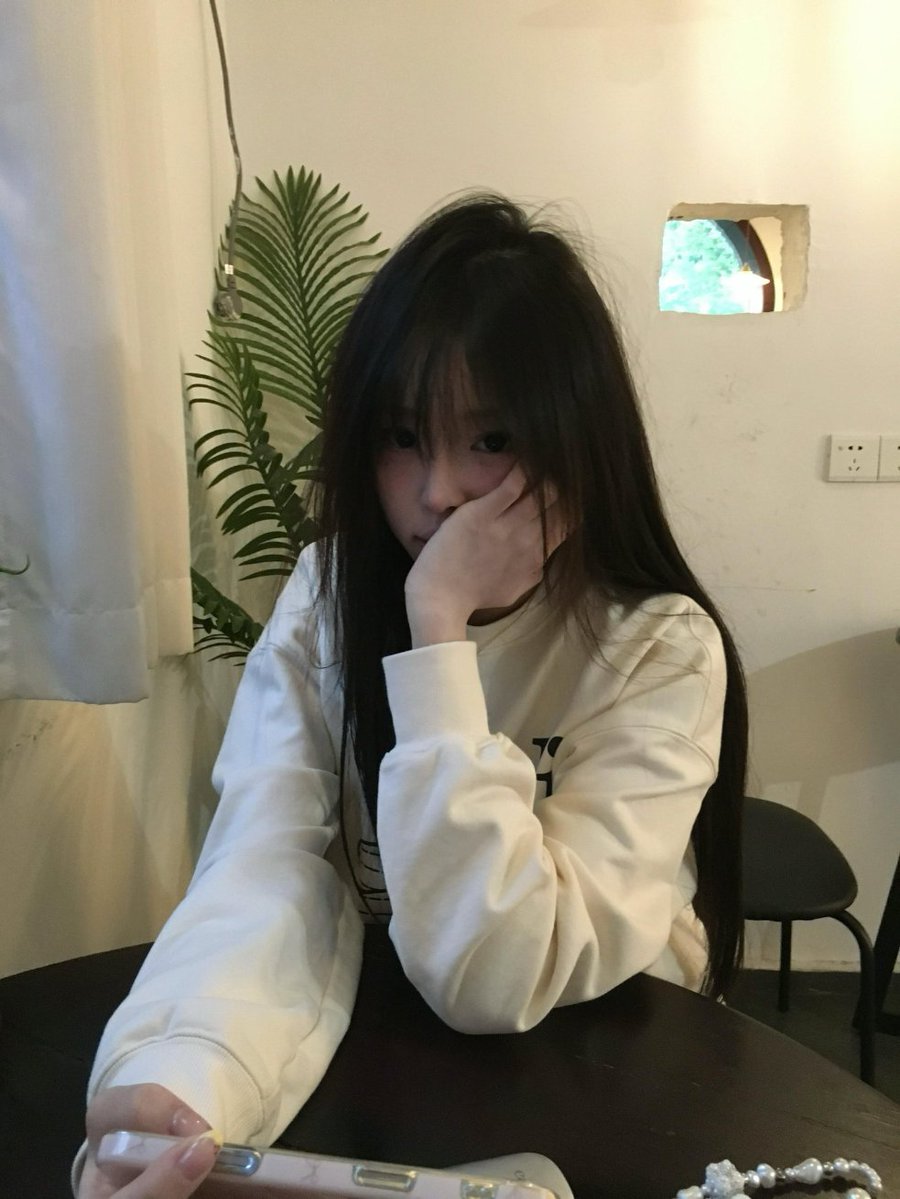 NigelMogaim's tweet photo. 女同学 孕期 身材真妙 https://t.co/rXL02fXTNs