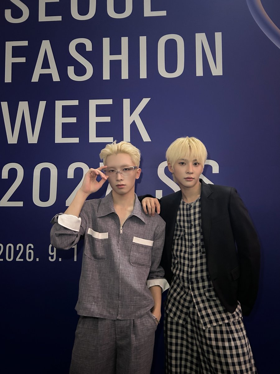 POW_grid's tweet photo. [#POW.pic] 260905

2027 S/S 곽현주 컬렉션

#POW #파우 #GRID #그리드 https://t.co/VNb5uJJgDq