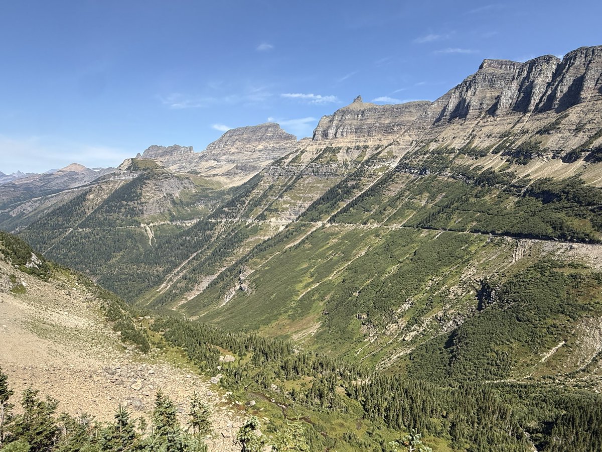 collodi's tweet photo. Adventure update for Tuesday, September 1 (Day 4):
On Tuesday, we came back down from the Sperry Chalet and explored Going to the Sun Road and the St. Mary’s Lake area. 
The grand vistas of this place are mind-blowing. Waterfalls like Baring Falls and Sunrift Gorge are beautiful. https://t.co/6nYvhvOLLz