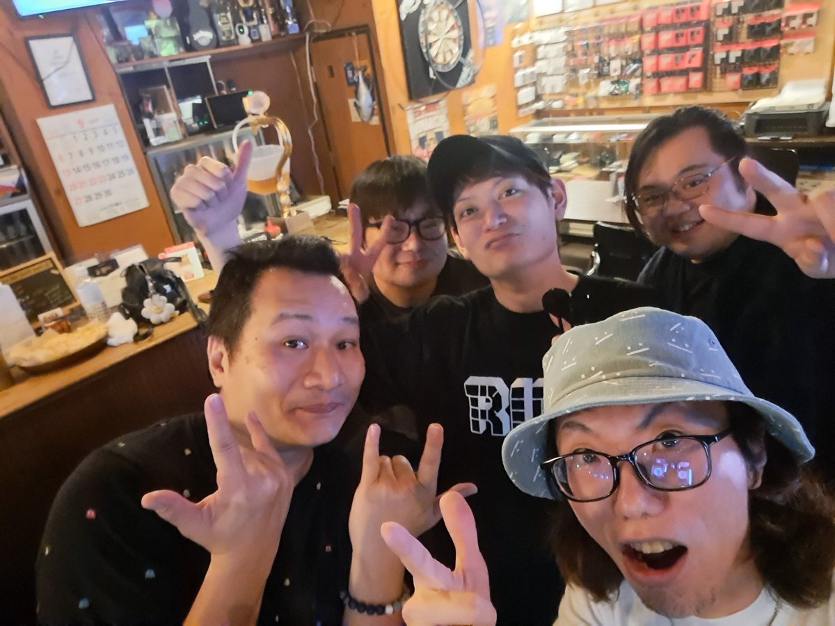 DartsbarFanta's tweet photo. 土曜日営業スタート！
出勤はピロ・ノア・コーセー😀

本日も朝までよろしくお願いします！

札幌市中央区南7条西3丁目LC弐番館7F
Tel.011-512-2326
営業 19時～朝5時
#ダーツバー  #投げ放題  #飲み放題  #すすきの #DARTSLIVE3 https://t.co/9ske2kAVG5