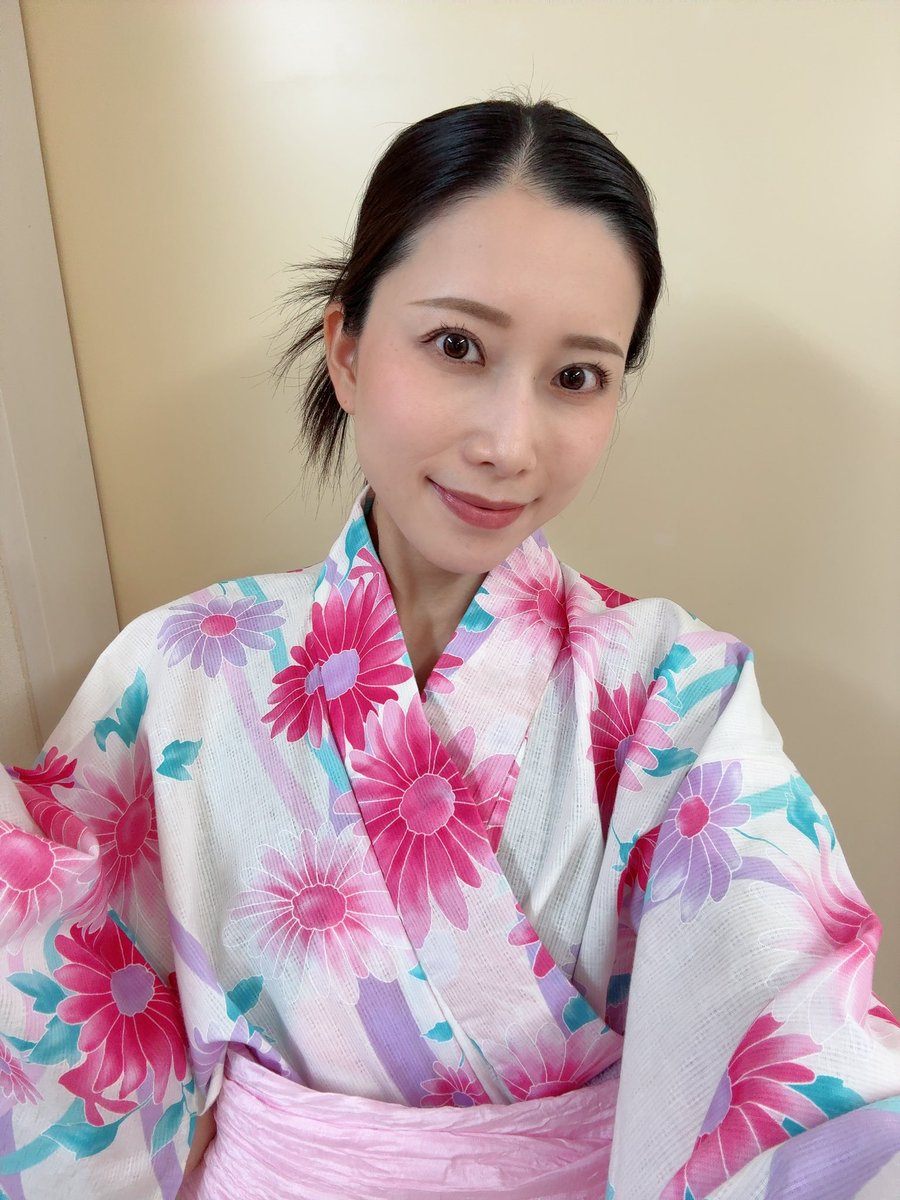 saki_DMM's tweet photo. 9月のスケジュール🆙🌕 #拡散希望 ！！

大好きな夏が終わってしまう🍉
今年は花火も見てないしひまわりも見に行ってない🌻駆け込みで夏らしいことしよーっと🌈

今月は初めましての店舗様もいくつか👼⭕️

今月も皆様よろしくお願いします🙇‍♀️

#PR
#dmmぱちタウン https://t.co/rK6eJgK3Rx