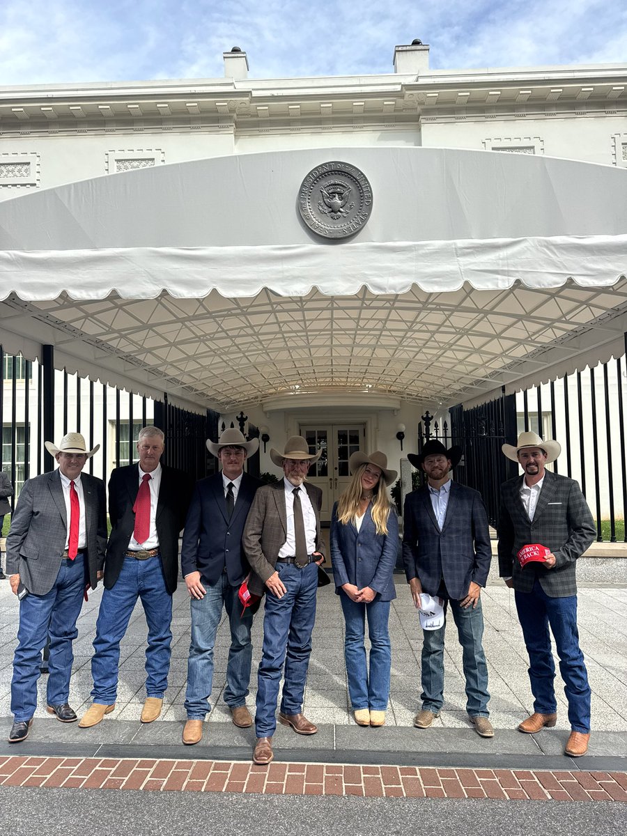 americaunwon's tweet photo. Boots on the ground 🇺🇸 @yearlins @CurrenM12 @caseymurph1 @Tuckerbrownrab https://t.co/CNZzJORaAb