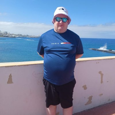 GavinSnaith's tweet photo. #NewProfilePic https://t.co/a6jFvZos7q