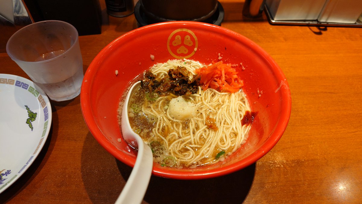 sosuke0624's tweet photo. 清湯醤全部のせ 1,150円
替え玉 150円
しばらく行ってない間にか
メニューが一新
されていて発見

清湯スープ美味しく
具も美味かった

替え玉して味変しても
また美味い一杯
また行ってみよう https://t.co/gtSYX2GAe1