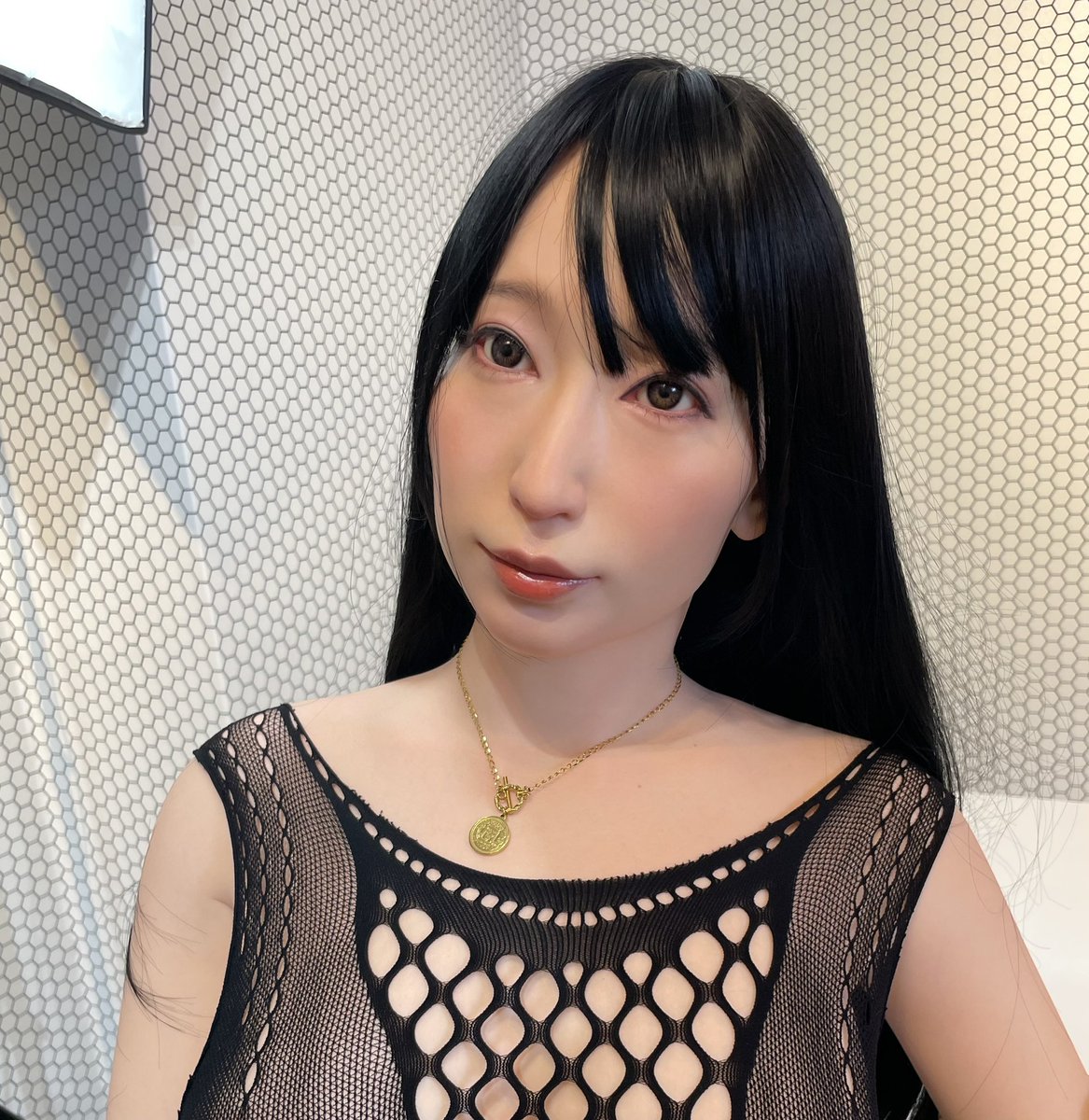 mstktksr's tweet photo. オリエント工業のショールームに行ってきました。

#うさぎヶ丘秘密
#蓮実クレア
#深田えいみ
#美園和花 https://t.co/gShPrQYsph