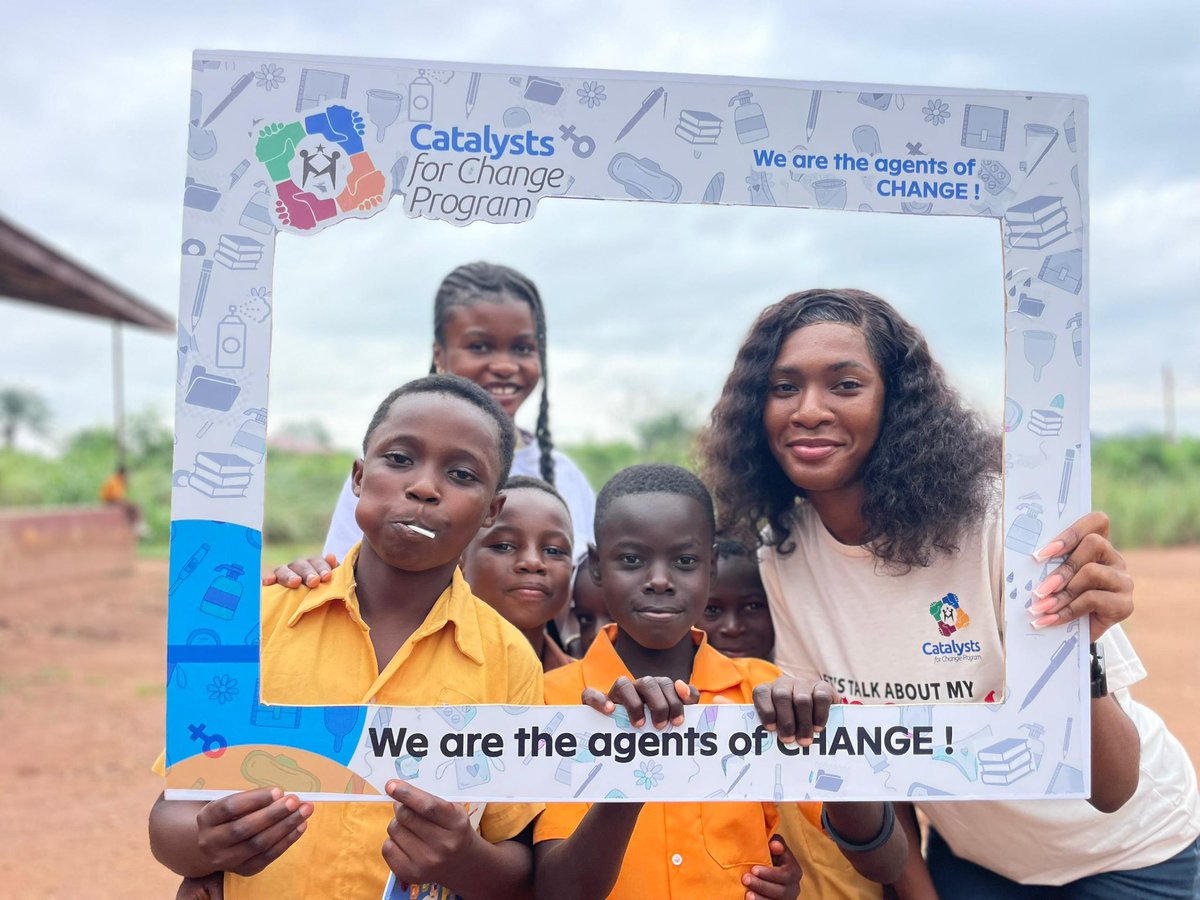 ms_essel's tweet photo. A vision means nothing until it touches lives. With the Catalyst for Change Foundation, we reached rural youth with essential sanitary care for young ladies and learning books for all.
1/2 https://t.co/4ftBlR5MyB