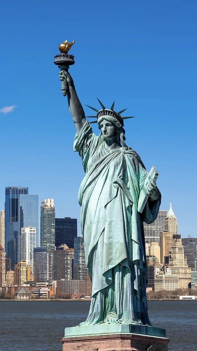 IvankaTrumpQFS's tweet photo. Most people don’t know this

The Statue of Liberty was a gift from what European country?

A. Germany 
B. France 
C. Canada 
D. Israel
Follow ➡️ @IvankaTrumpQFS https://t.co/N9XTtYwS35