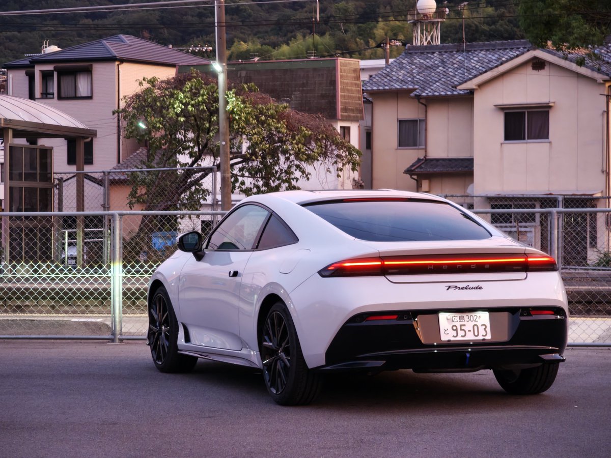 chikashi908's tweet photo. おかんの台車が最新デートカーで草 https://t.co/nZlq6DK2u2