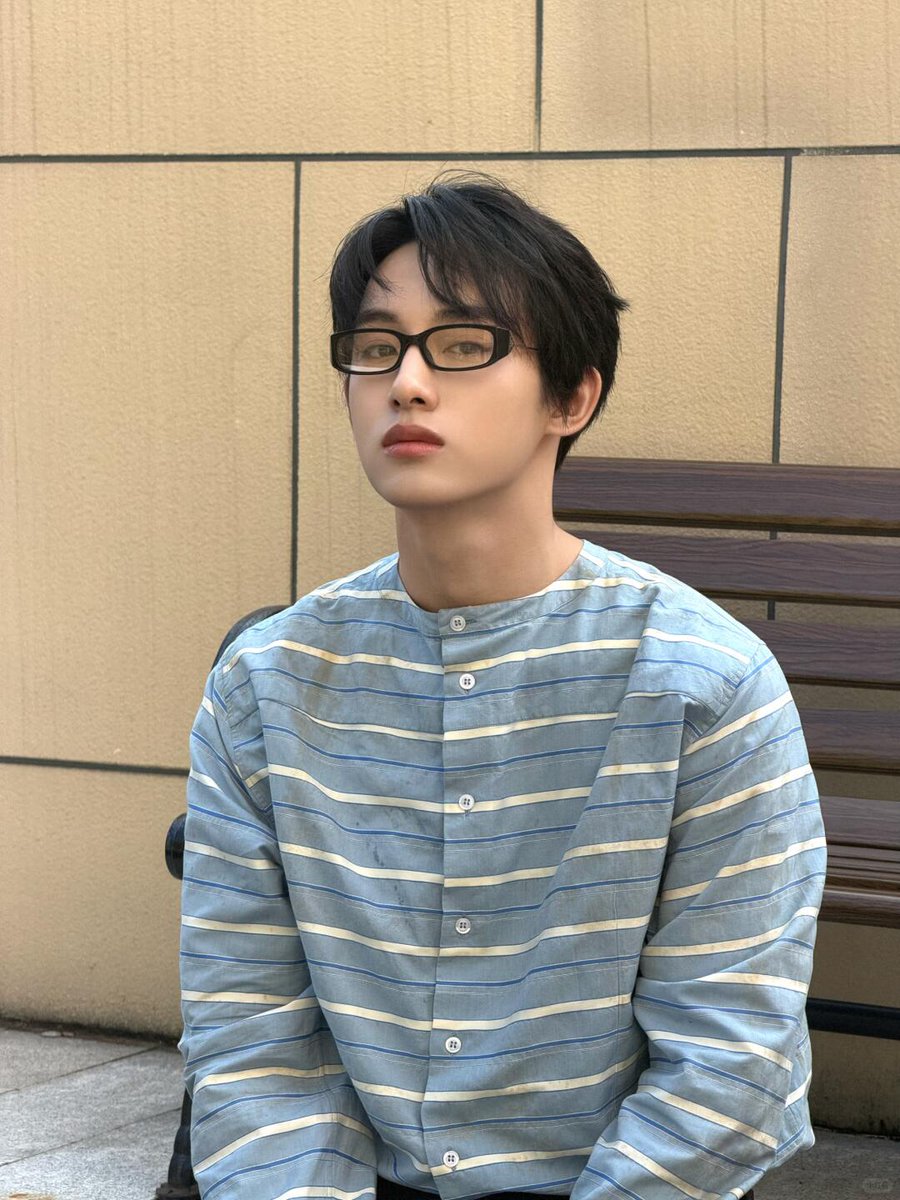 soonyunqi's tweet photo. 260905 WINWIN Rednote update:

👕💦🪁🧢

#WINWIN #DongSicheng https://t.co/UpJp4vDudr