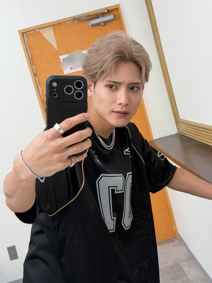 BLACKIRIS_go's tweet photo. ノンストップLIVEありがとう🔥✨
まだまだ止まれねぇぇぇぇ🔥🔥🔥🔥
1days目Fin https://t.co/WcMKO7yBfr