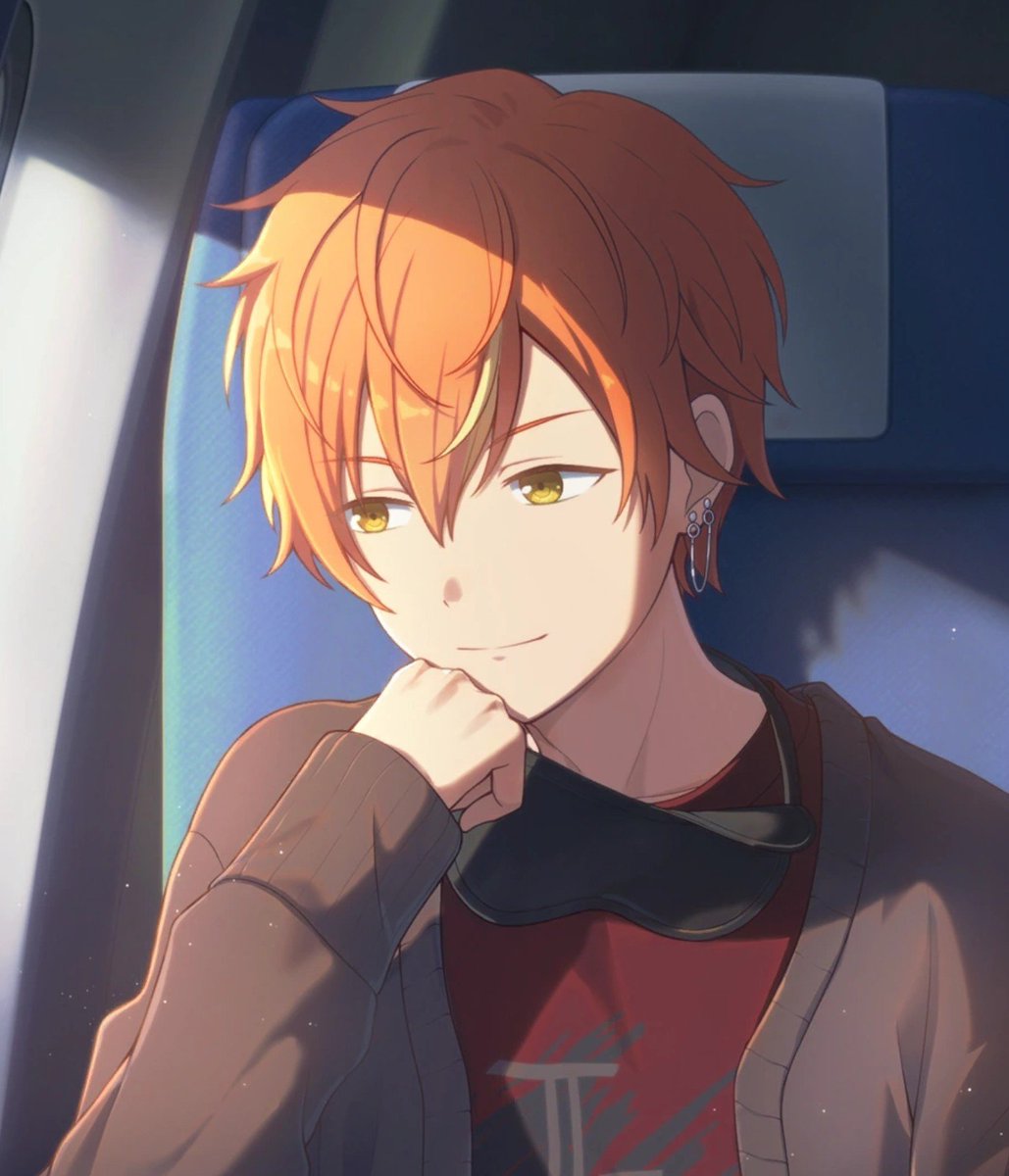 rnegitsunesan's tweet photo. Also the amount of people saying he looks angry 😭😭😭 his brows do that all the time, even when he is happy, that's just his face I fear. It does make it hard to read his emotion tho I admit. https://t.co/WI3j4ru5iK