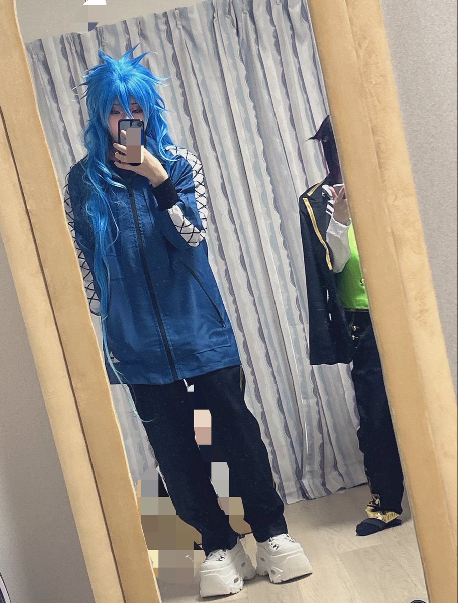 Runako_omni's tweet photo. 🦇と宅コス🫶🫶
色々撮ったけど全部唇ガサガサなので隠し https://t.co/FUZqy8WiVf
